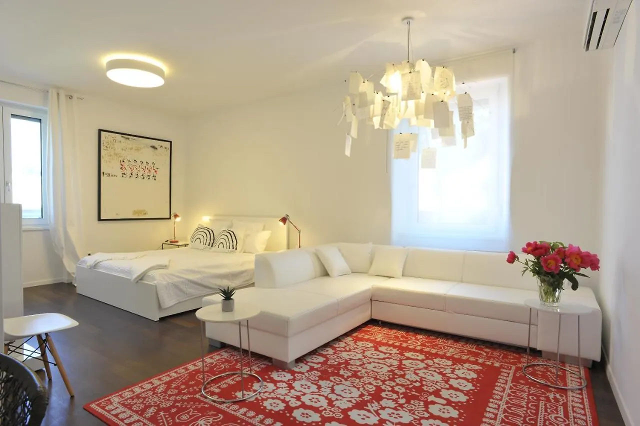 Apartment Pallas location