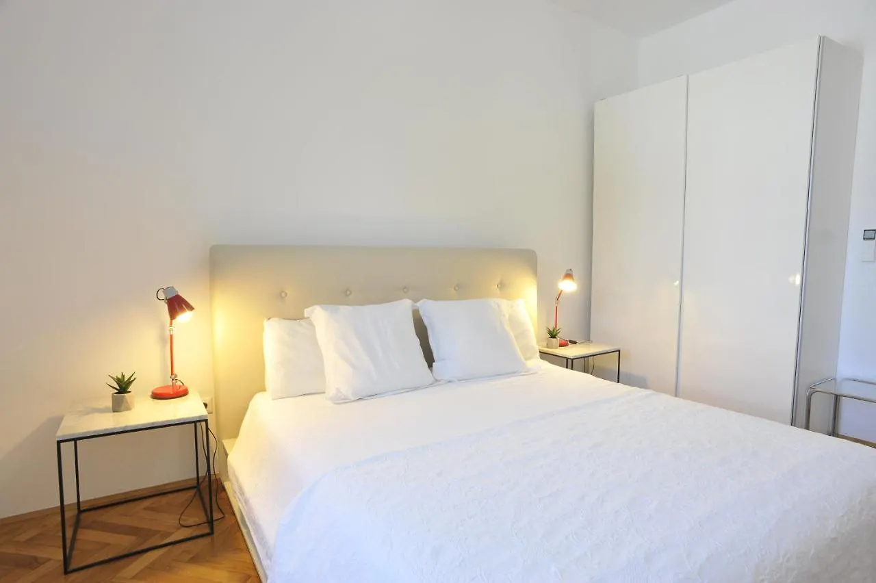 Apartment Pallas Rovinj 0*,  Croatia